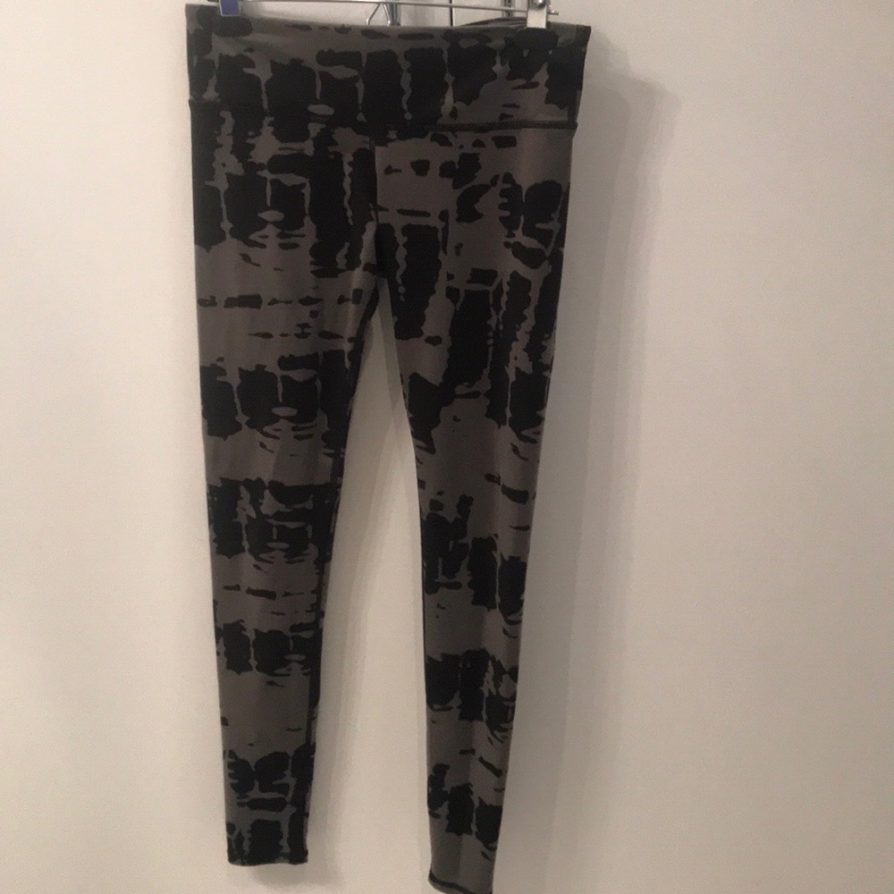 Alo active wear - Picture 4 of 4